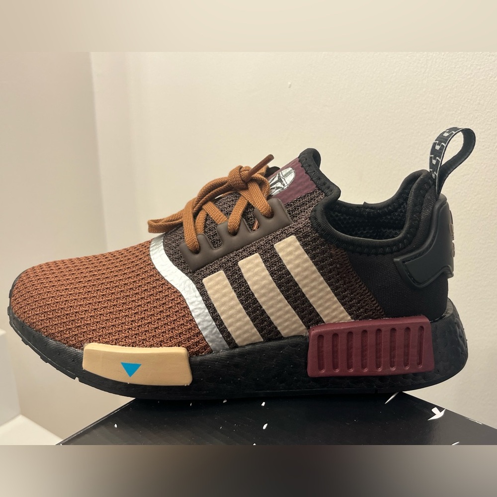 Star Wars x Adidas NMD_R1 Kids 'Mandalorian' sneakers black and brown